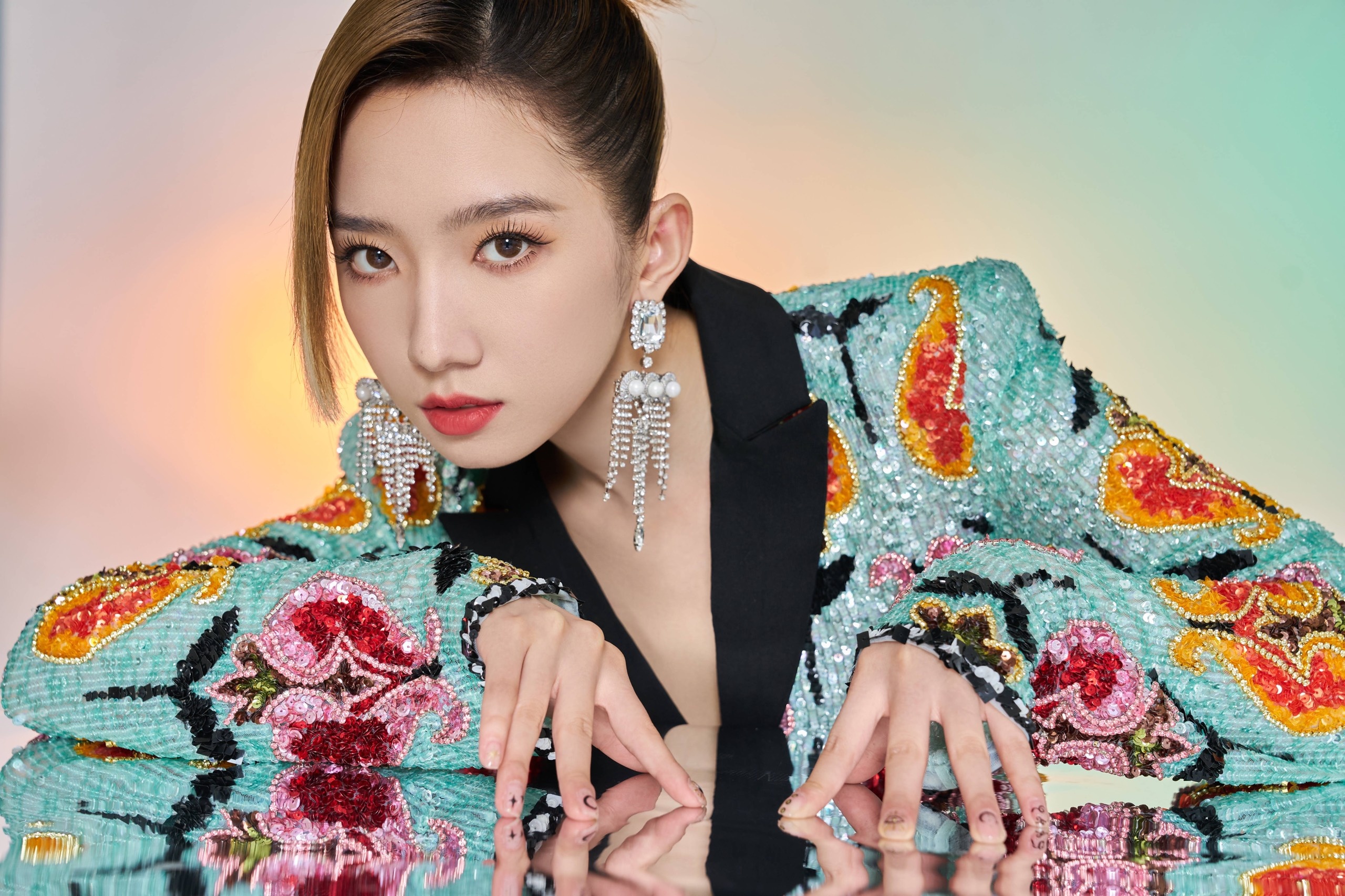 Nghe si tre Trung Quoc khung hoang hinh anh anh 1