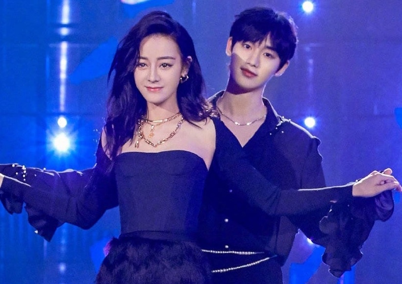 Game show Trung Quoc khon don vi be boi cua nghe si hinh anh