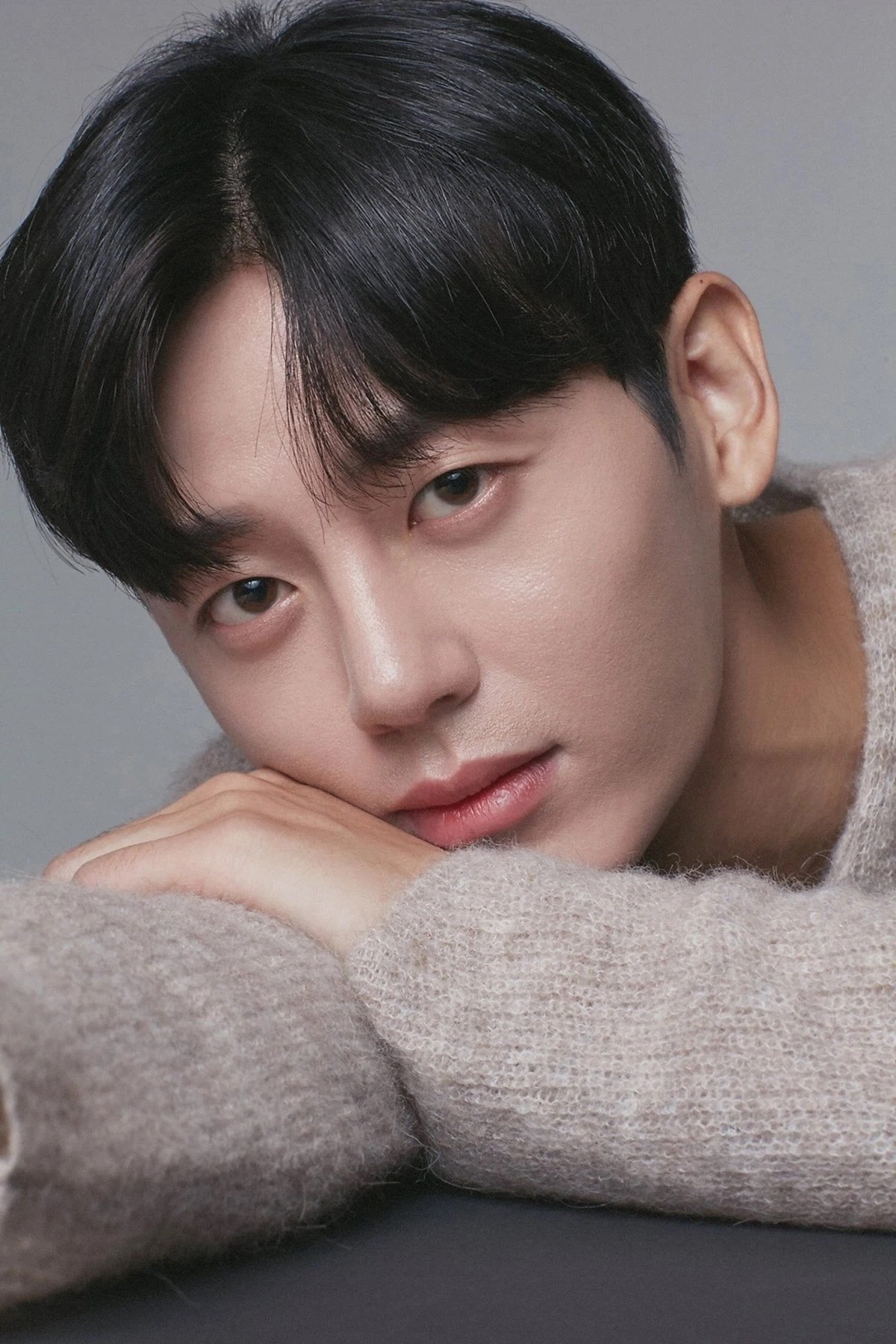 Diễn viên Lee Ji Hoon đe dọa nhân viên đoàn phim ảnh 2 Dien vien Lee Ji Hoon de doa nhan vien doan phim anh 2