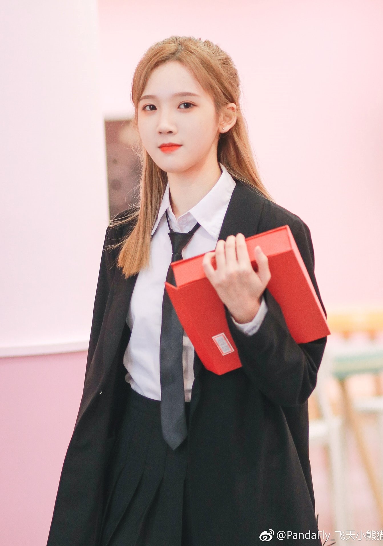 Hai nu than tuong Trung Quoc hen ho dong gioi anh 3