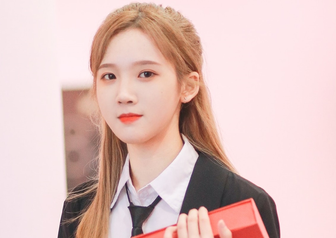 Hai nu than tuong Trung Quoc cong khai tinh yeu dong gioi hinh anh