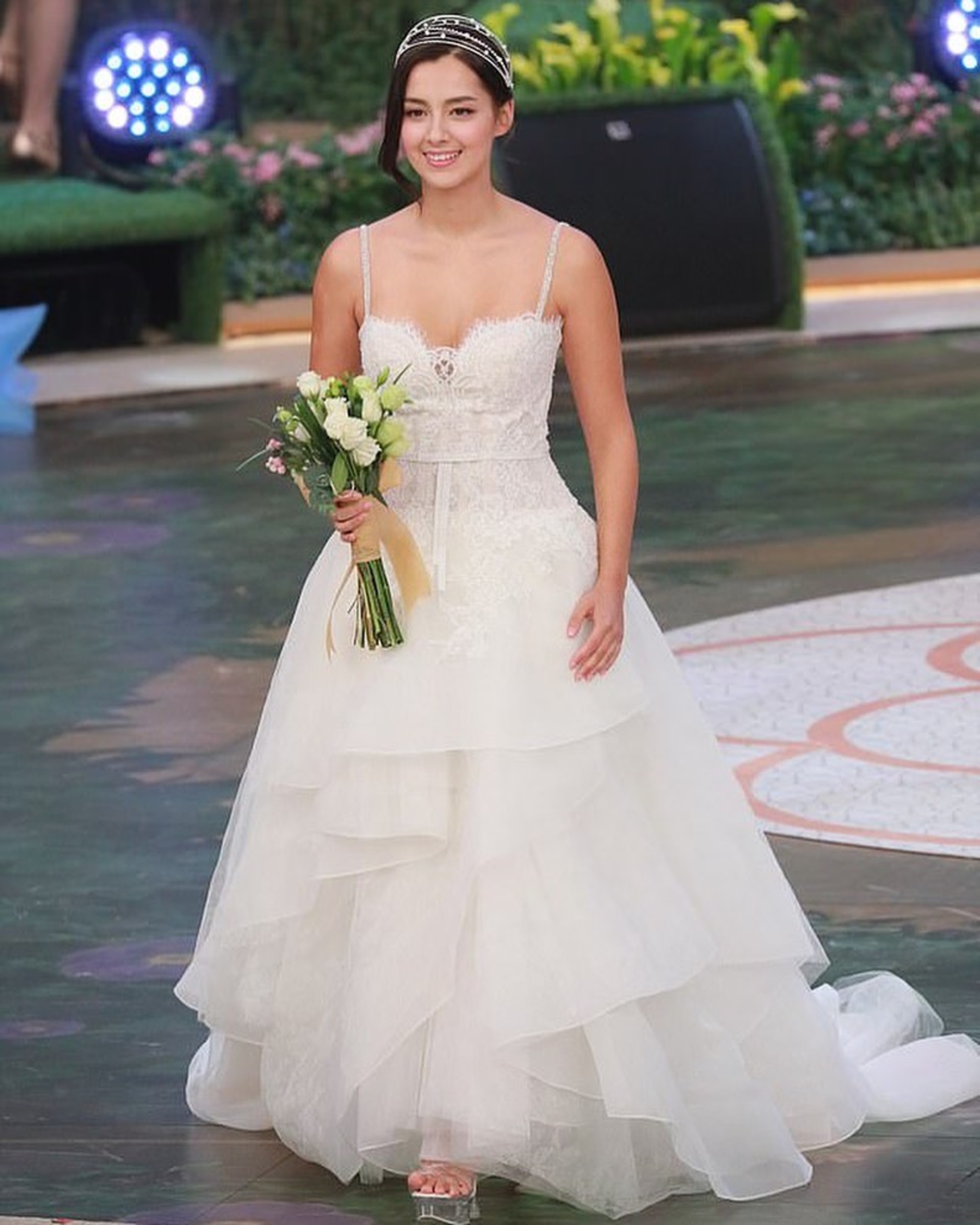 Hoa hau Ta Gia Di sau mot nam dang quang anh 5