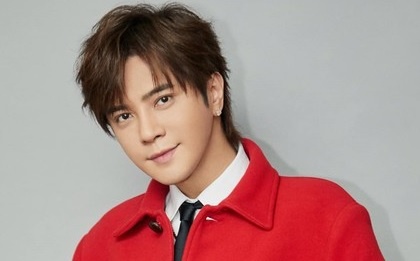 La Chi Tuong hoang loan khi tro lai showbiz hinh anh