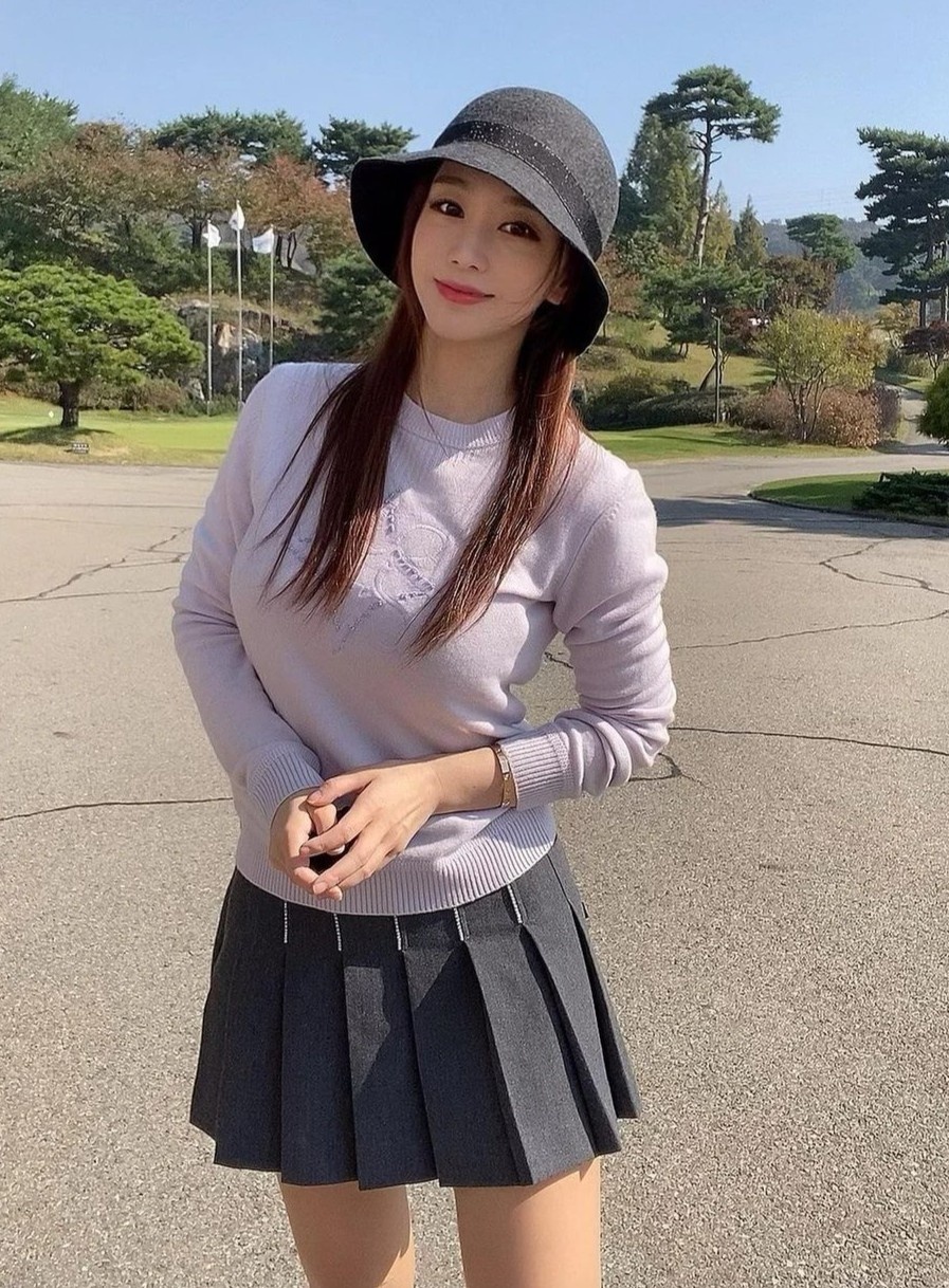 Hwang Bo Mi bị kiện vì phá hoại gia đình người khác ảnh 1 Hwang Bo Mi bi kien vi pha hoai gia dinh nguoi khac anh 1