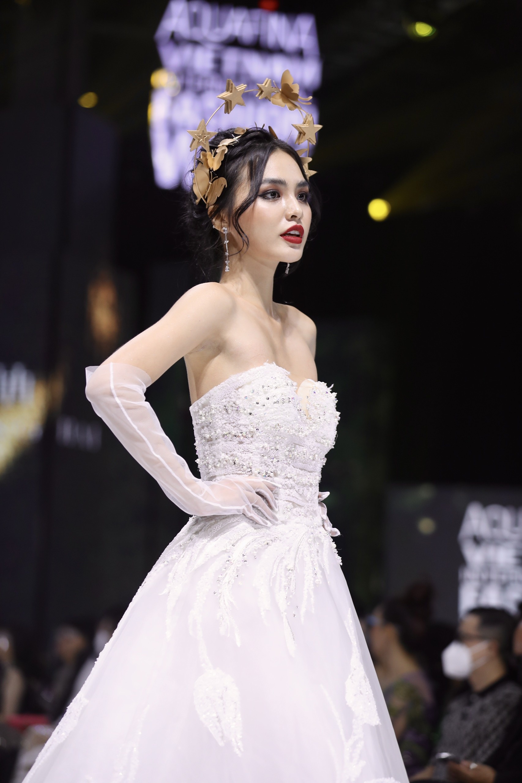 Aquafina Vietnam International Fashion Week 2021 anh 4