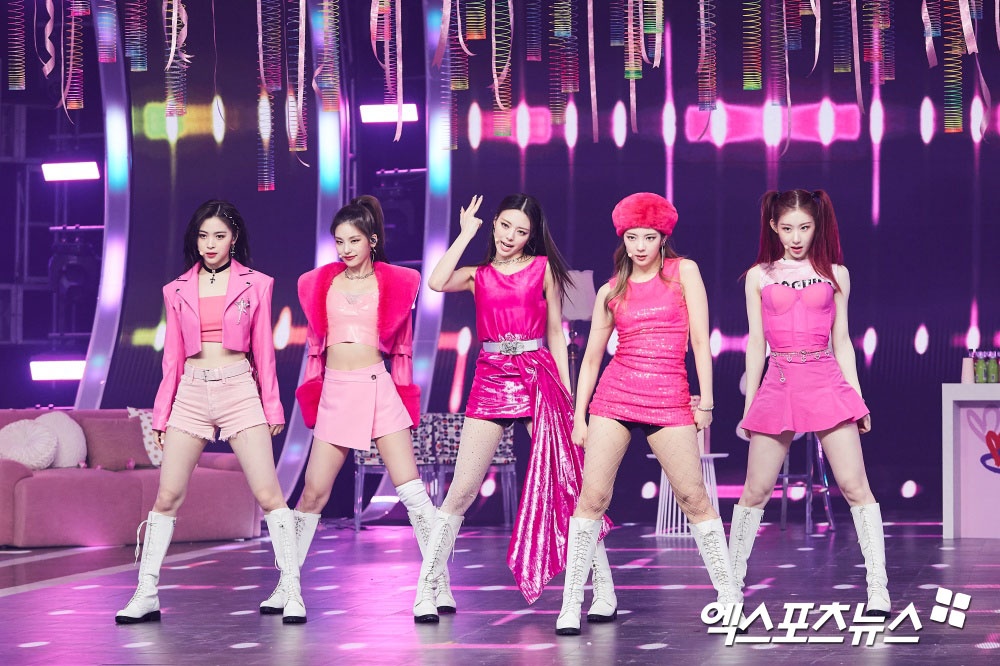 MBC Gayo Daejejeon 2021 ảnh 20 MBC Gayo Daejejeon 2021 anh 20