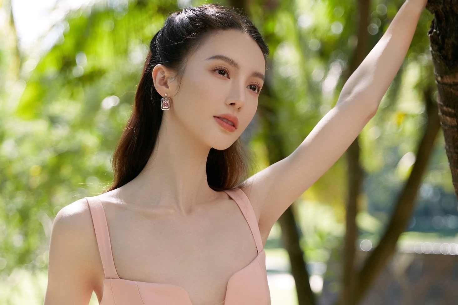 Minh tinh Trung Quoc bi ky thi than hinh co bap, mat xech hinh anh