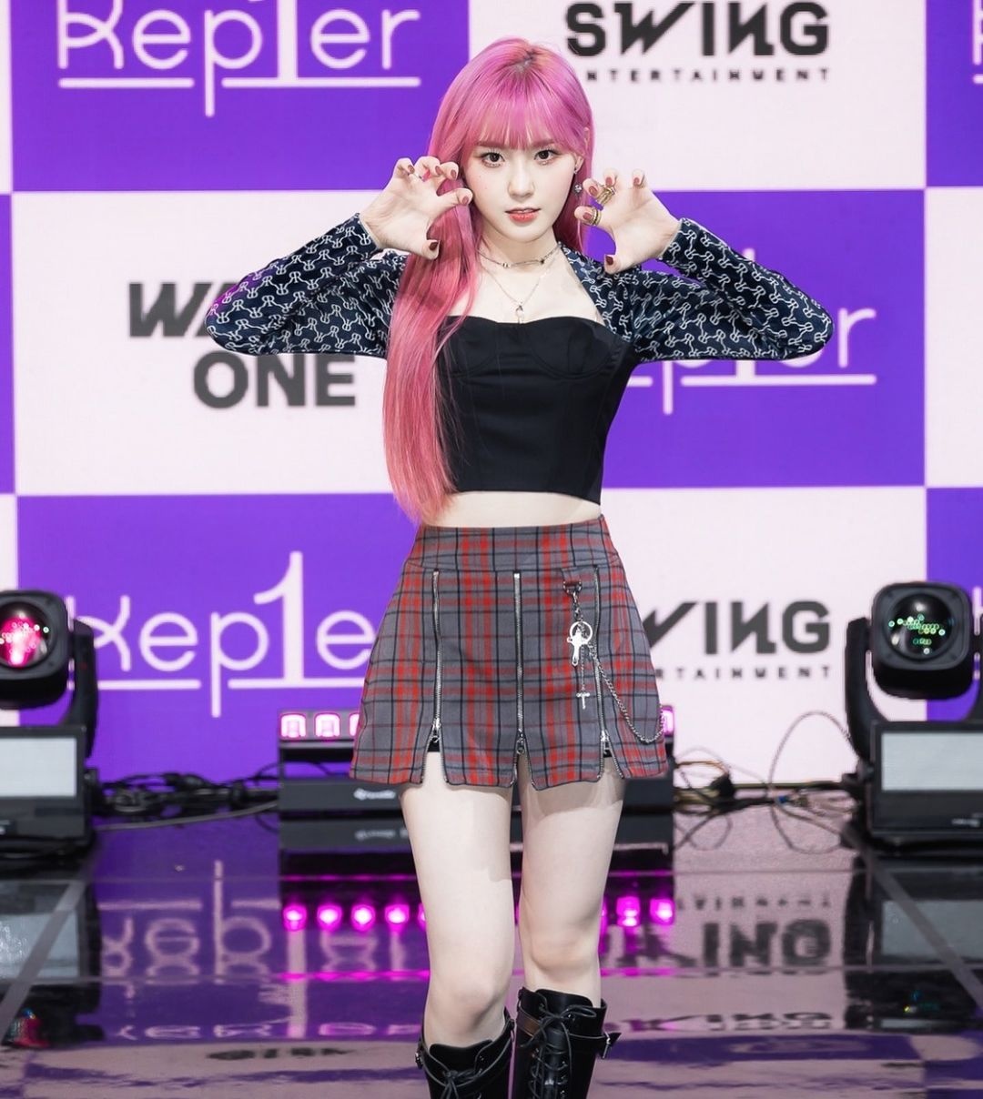 Kim Chae Hyun bi miet thi ngoai hinh anh 2