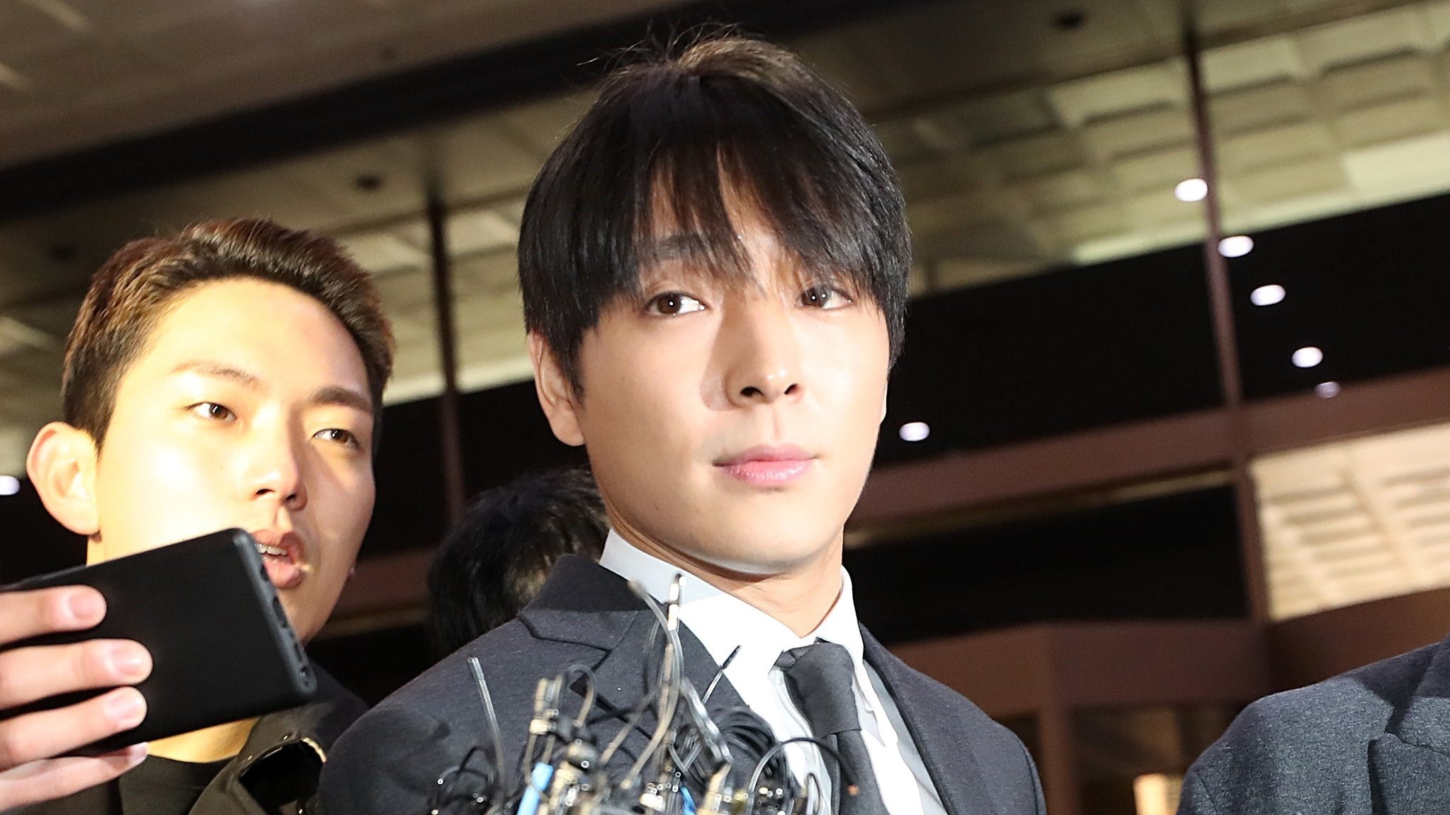 Choi Jong Hoon sau khi ra tu anh 4