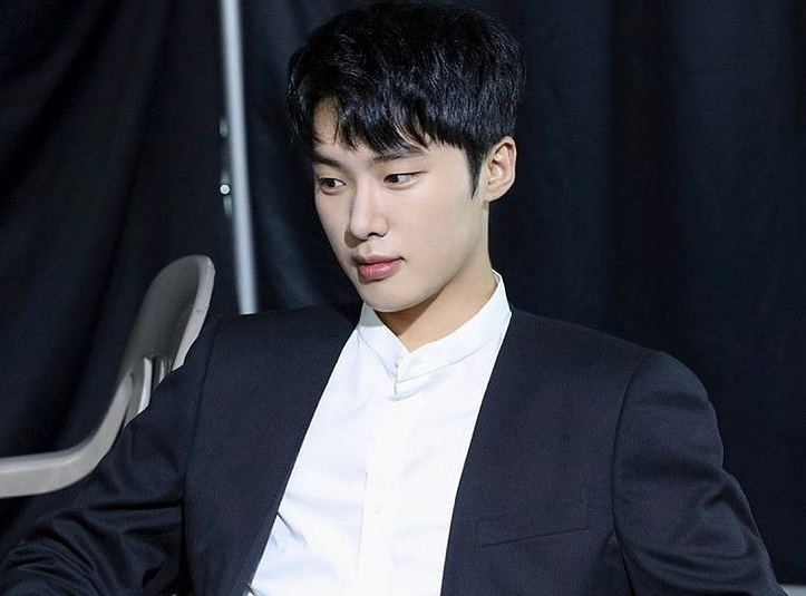 Kim Dong Hee thua nhan bao luc voi ban hoc hinh anh