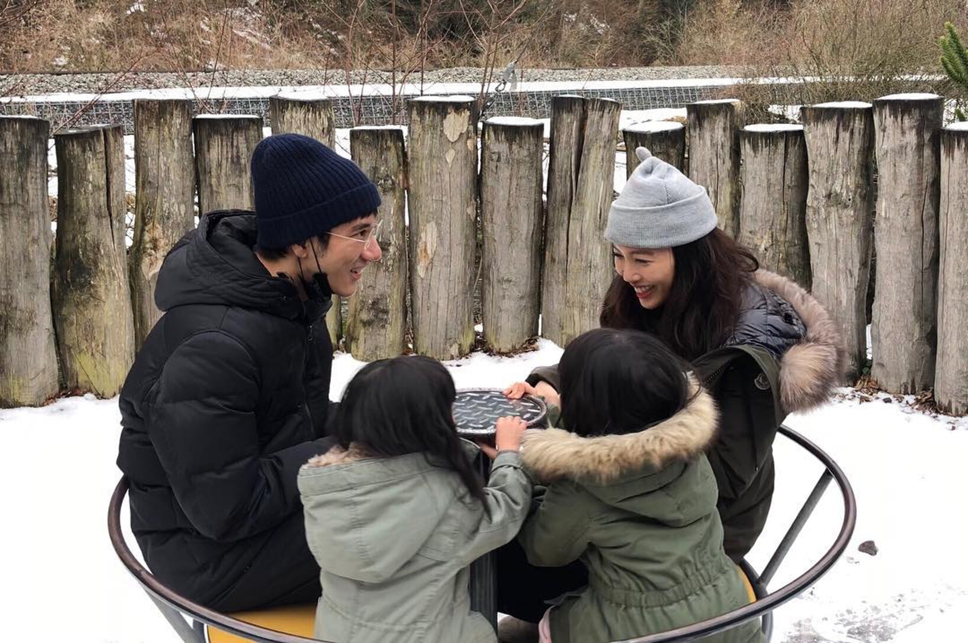 Thoa thuan ly hon cua Vuong Luc Hoanh anh 1