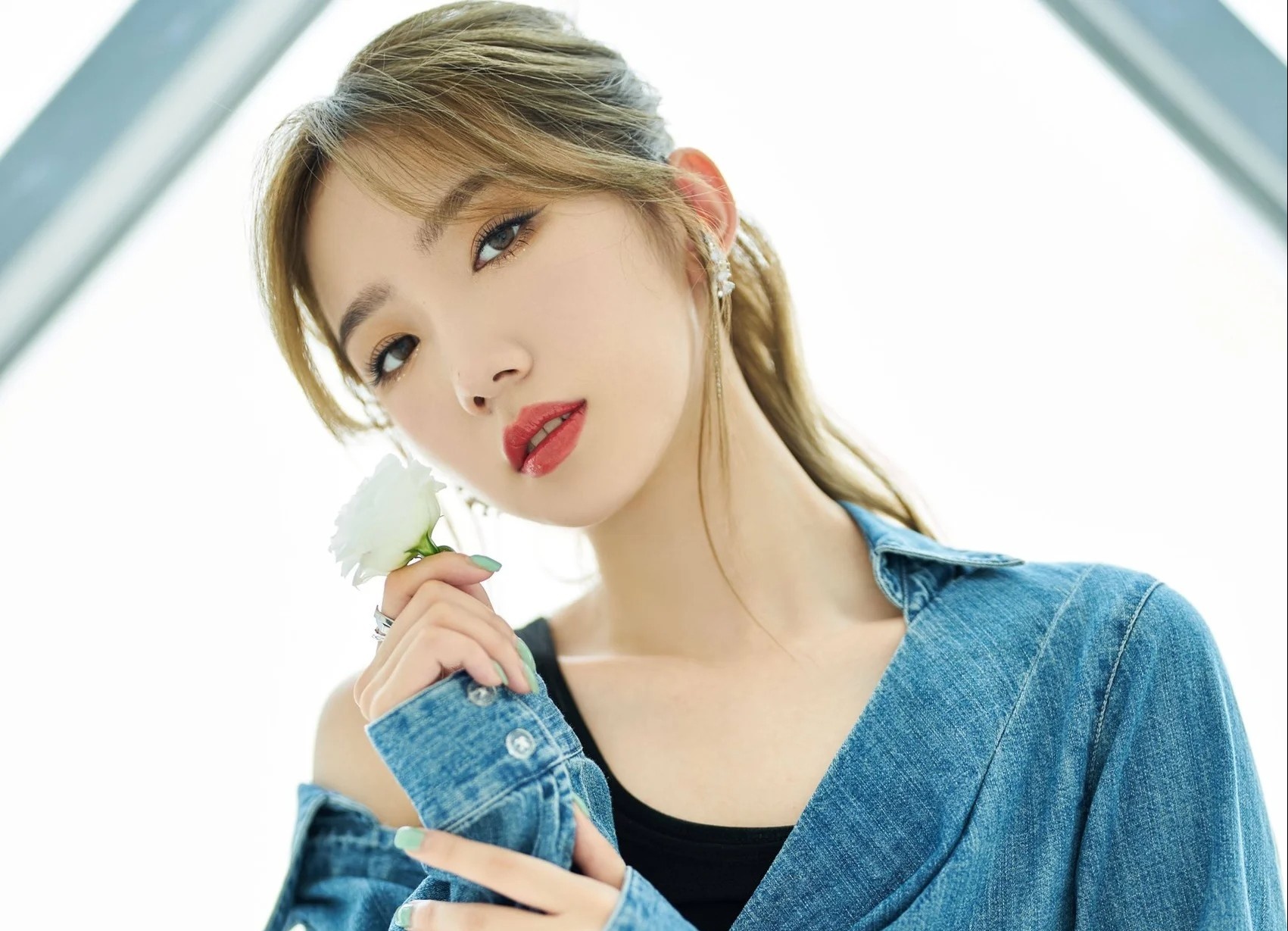 Manh My Ky sa sut sau be boi tinh ai hinh anh