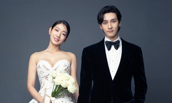 Anh cuoi cua Park Shin Hye va Choi Tae Joon hinh anh