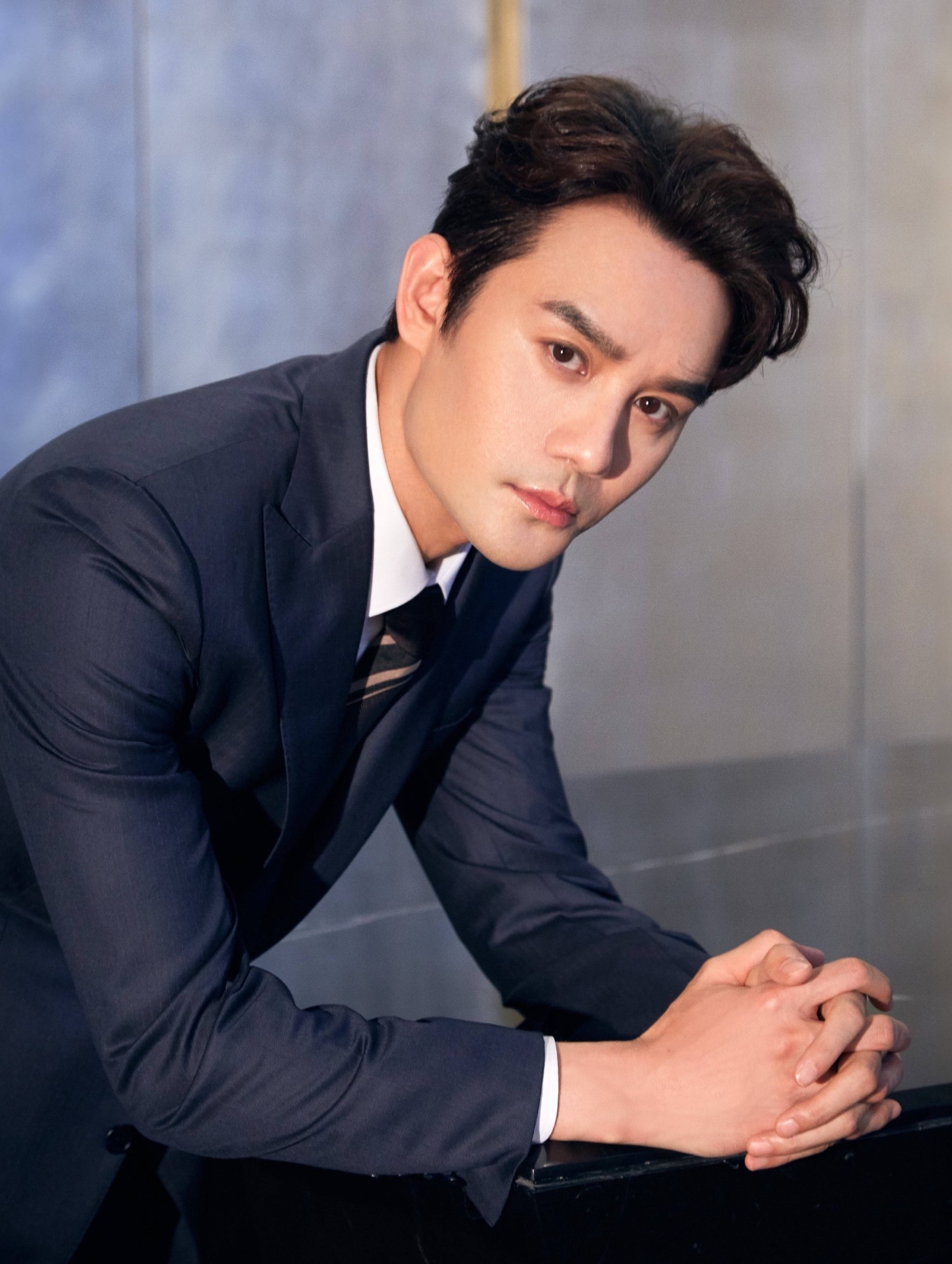 Vuong Khai bi hach phoi anh 2