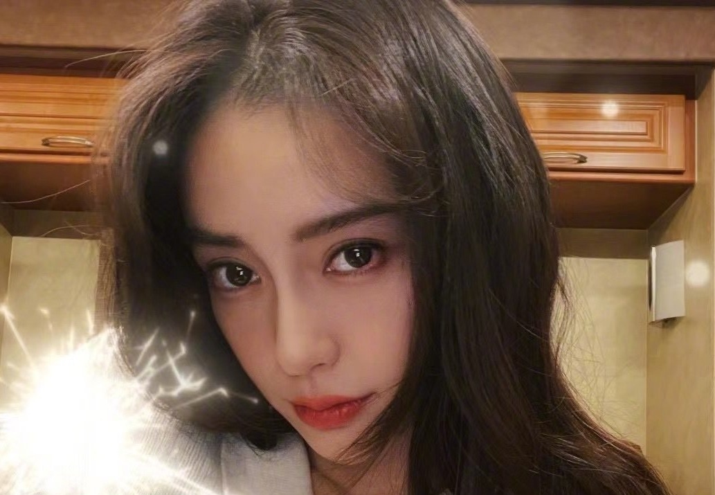 Angelababy sau ly hon anh 1