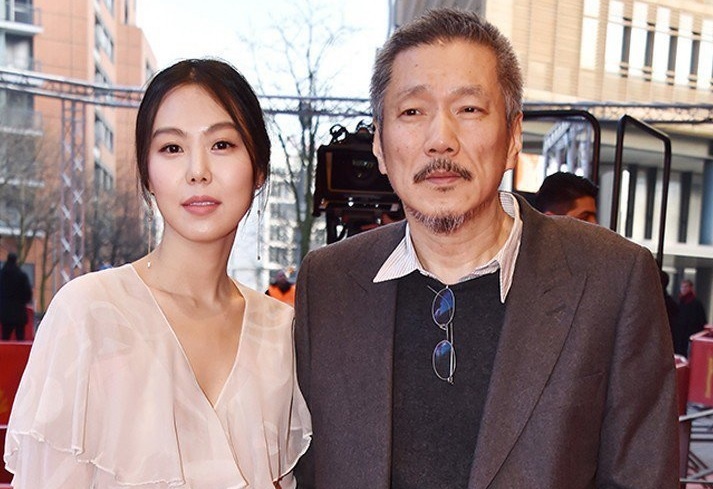 Hong Sang Soo va Kim Min Hee tranh giai sau 2 nam vang bong hinh anh
