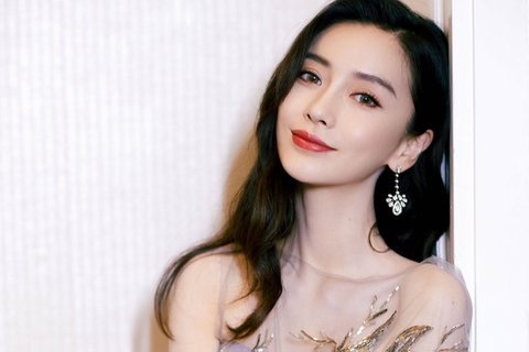 Angelababy lam dung dien vien dong the hinh anh
