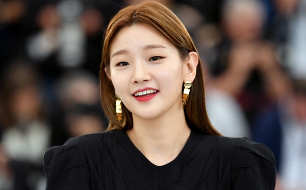 Park So Dam mac Covid-19 khi dang dieu tri ung thu hinh anh