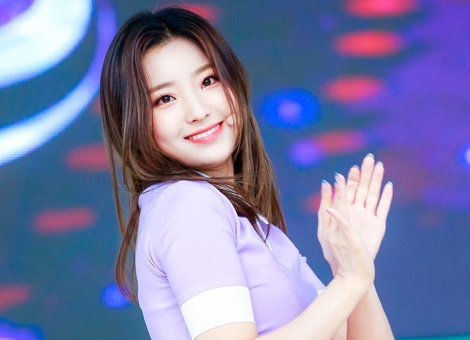 Nu than tuong Han Quoc bi chi trich dao duc gia hinh anh