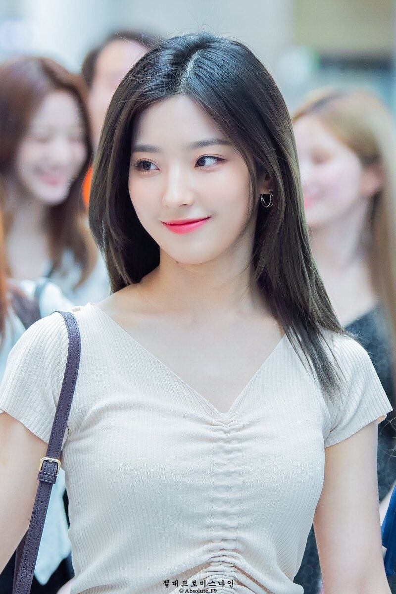 Nu than tuong Han va mieng anh 1