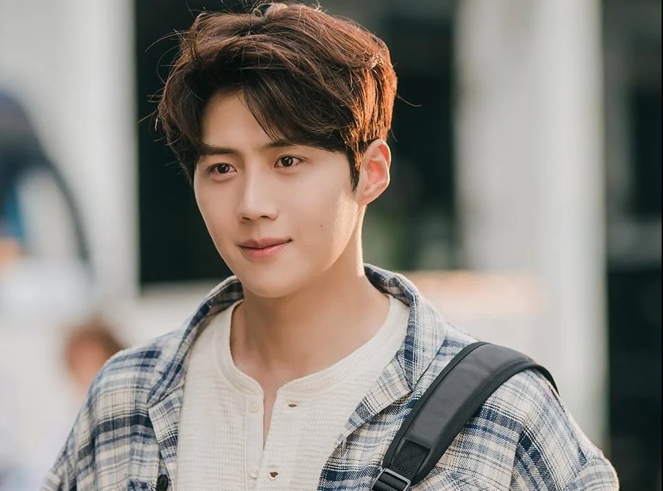 Kim Seon Ho sau on ao doi tu hinh anh