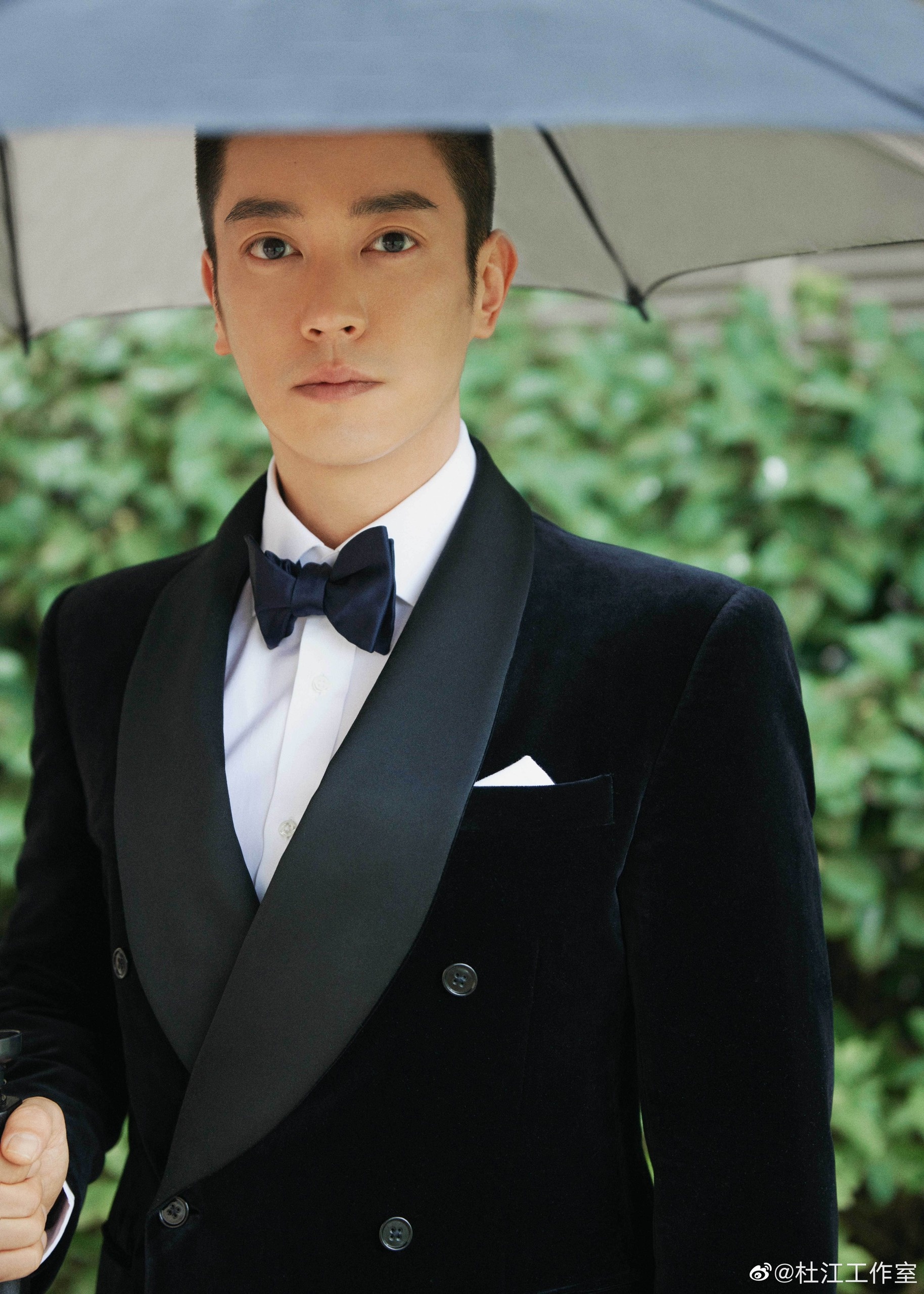 Do Giang bi to ngoai tinh anh 1