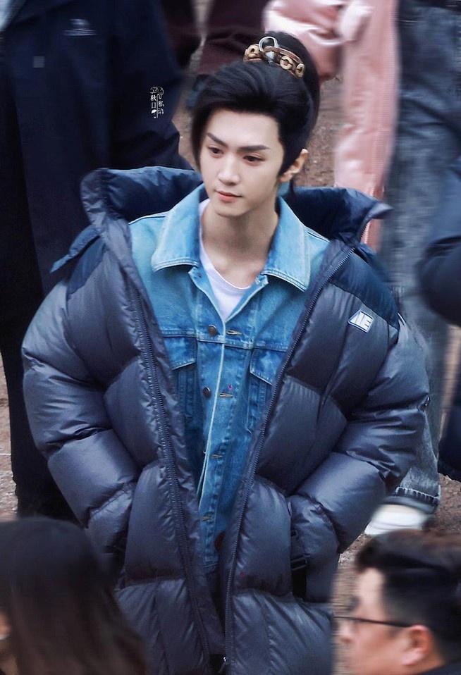 Cúc Tịnh Y diễn Tiên kiếm kỳ hiệp ảnh 3 Cuc Tinh Y dien Tien kiem ky hiep anh 3