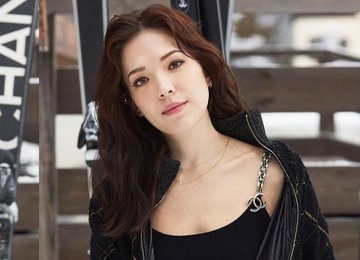 Hua Vy Ninh dung dong phim hinh anh