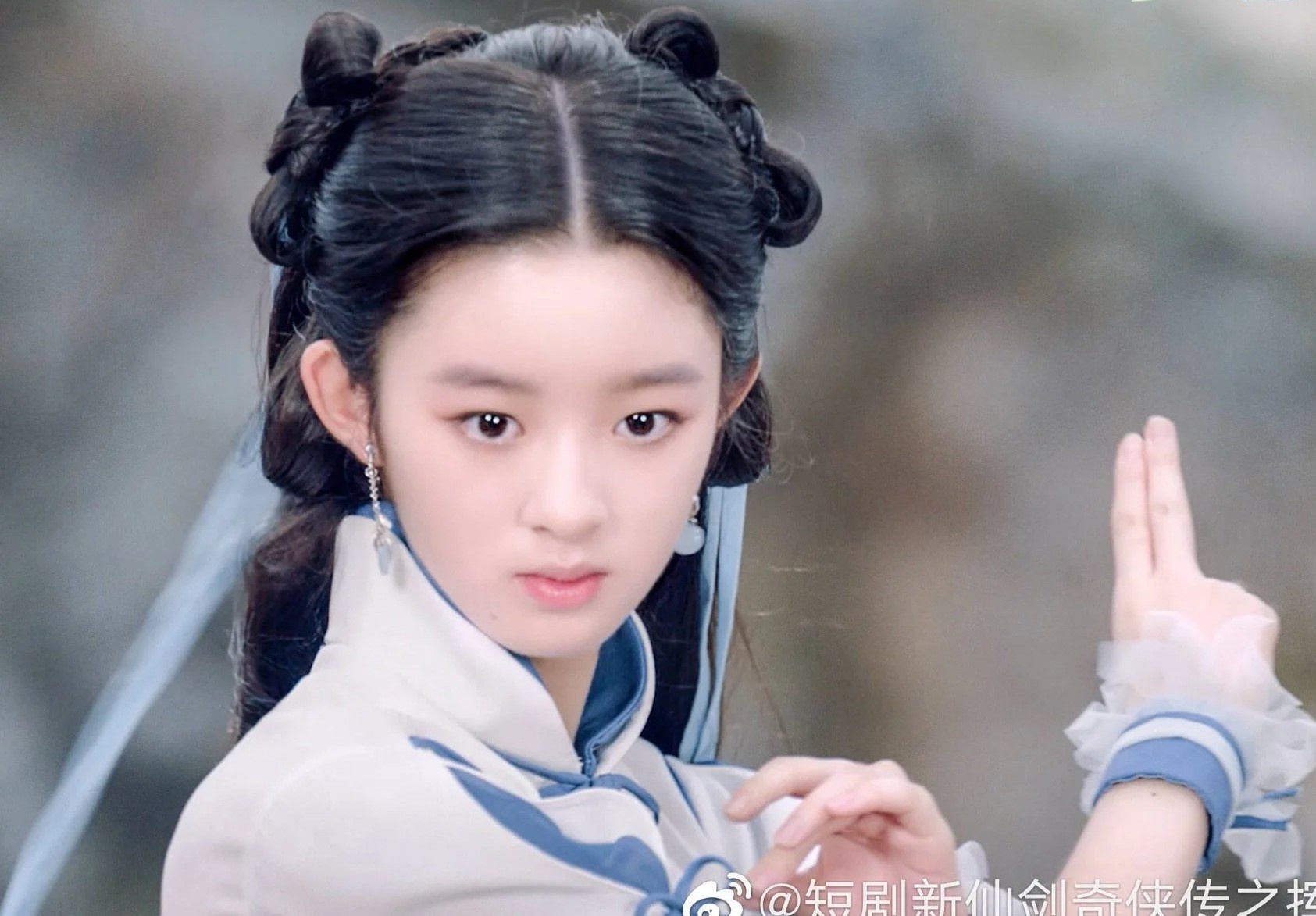 Phim co trang Trung Quoc dai hai phut moi tap hinh anh