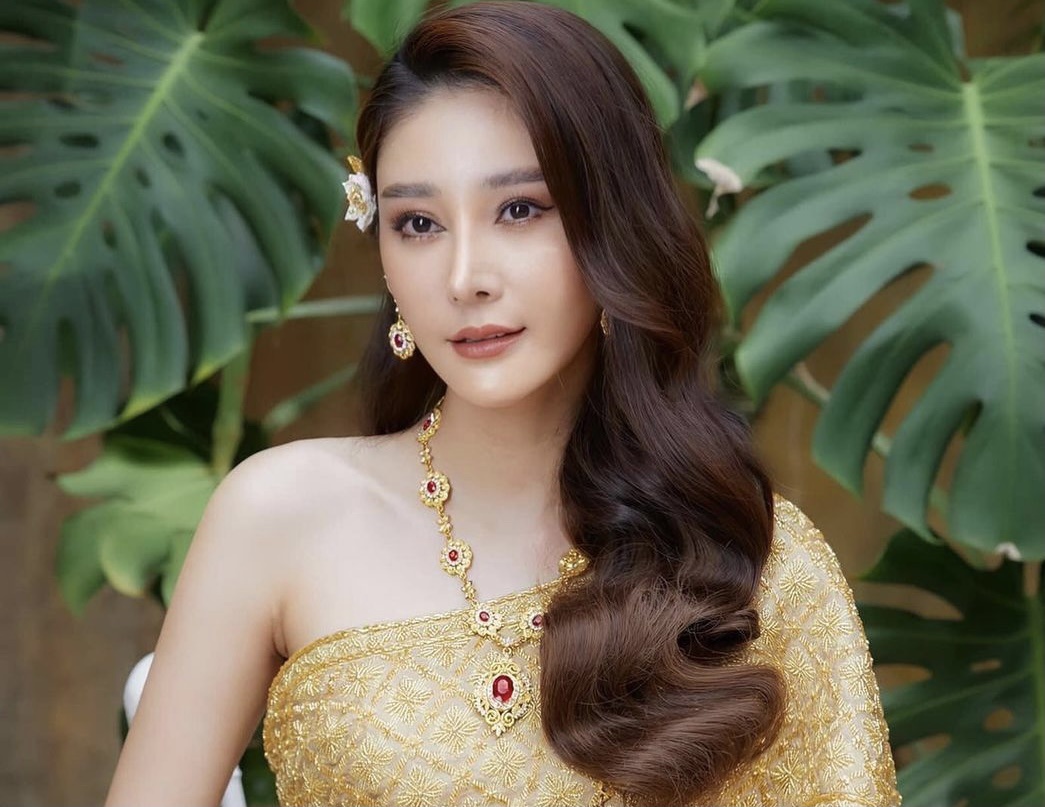 Nu dien vien ‘Chiec la cuon bay’ mat tich sau khi bi nga xuong song hinh anh