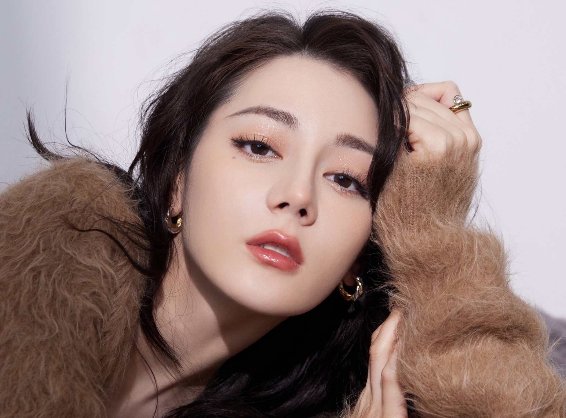 Buoc di moi cua Dich Le Nhiet Ba o tuoi 30 hinh anh