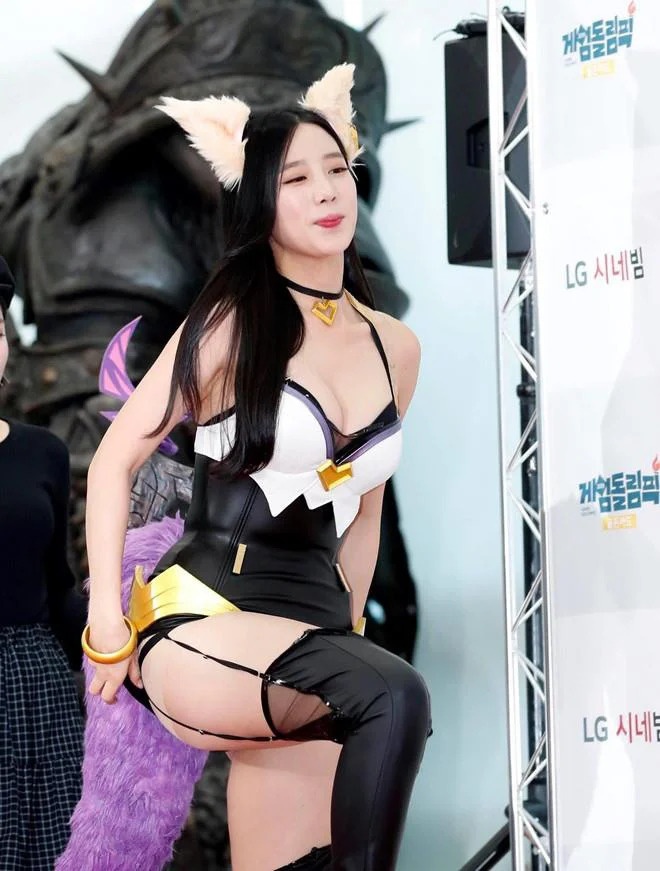 Sao chau A bi phan xet vi mac ho anh 4