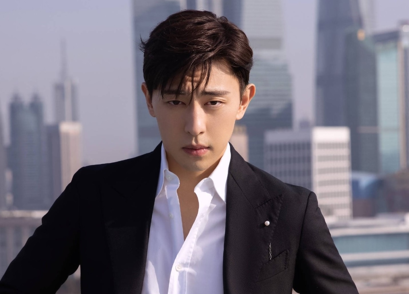 Dang Luan tieu tan su nghiep o tuoi 30 hinh anh