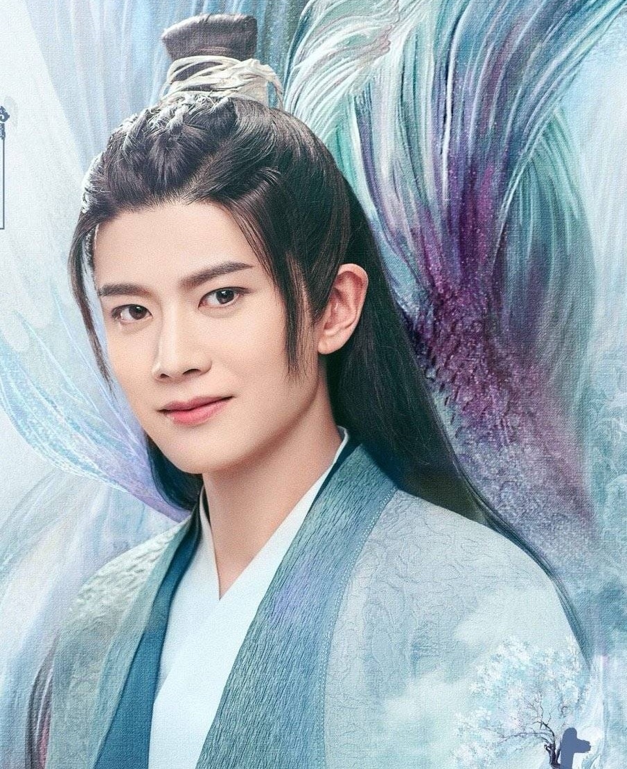 Nham Gia Luan mac ao tao co bap anh 3