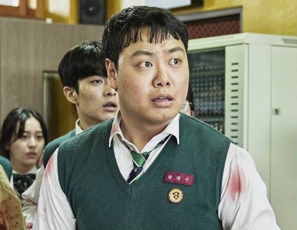 Nam dien vien 'Ngoi truong xac song' lam 5 nghe de kiem song hinh anh