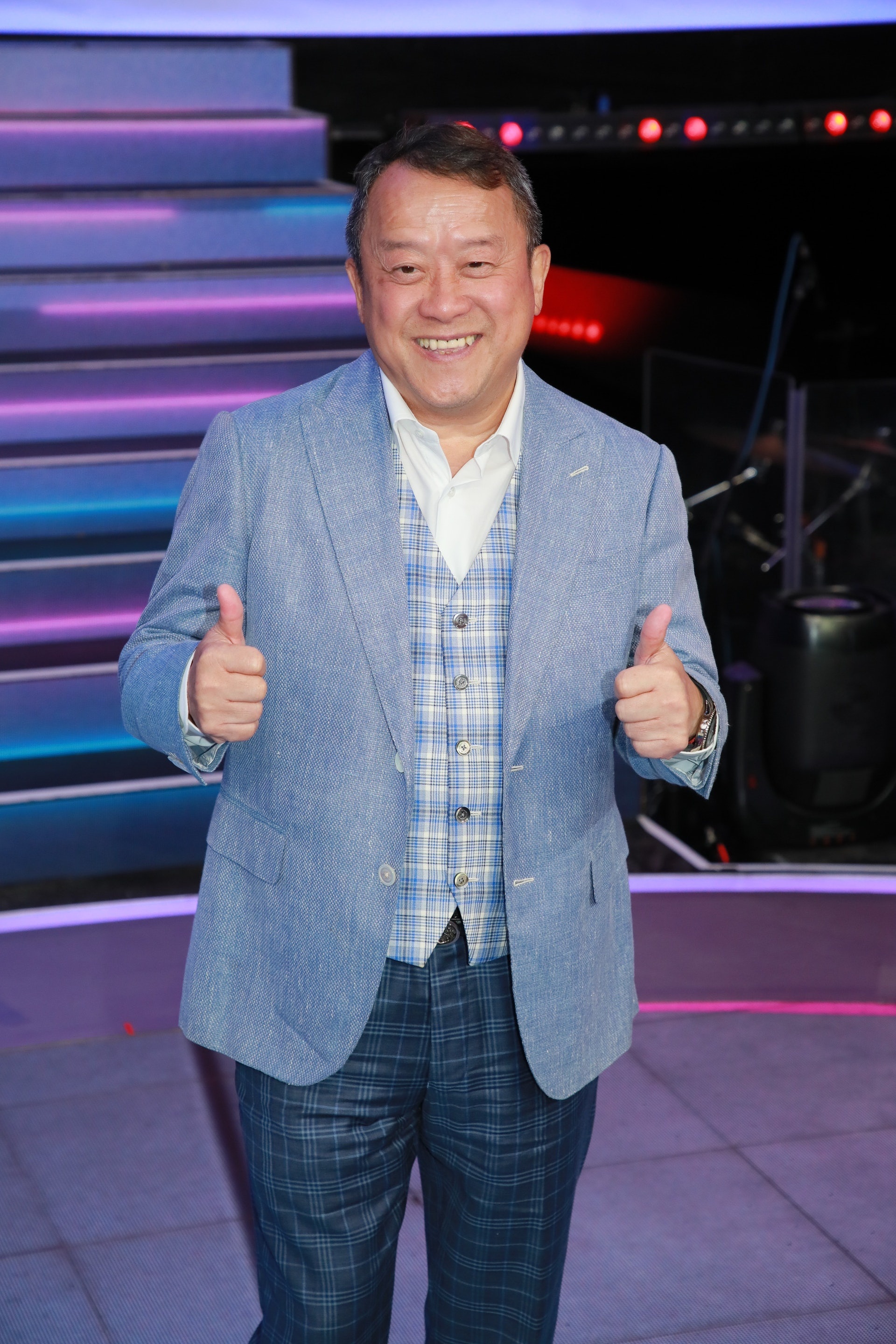 TVB dung leu ghi hinh anh 1