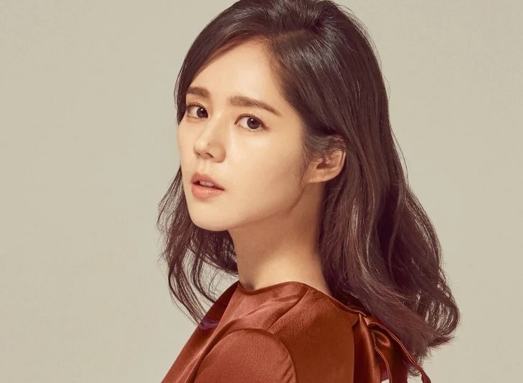 Han Ga In boi roi, khong dam tro chuyen voi G-Dragon hinh anh