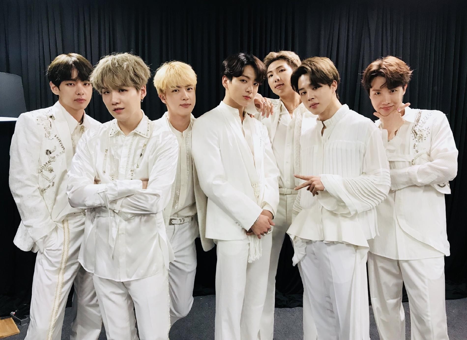BTS sang Mỹ dự Grammy ảnh 2 BTS sang My du Grammy anh 2
