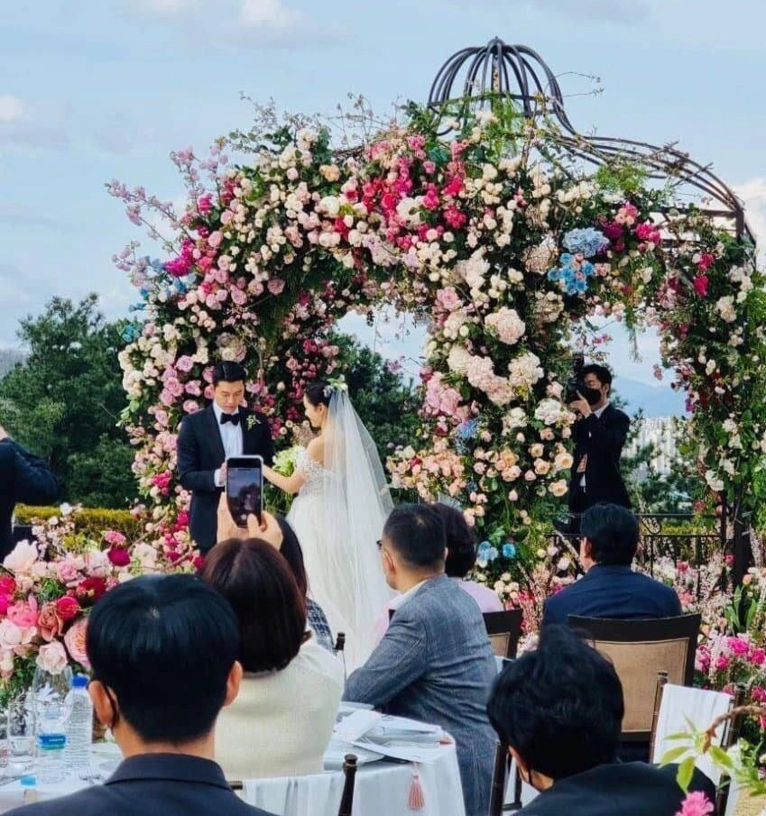 Hon le Hyun Bin va Son Ye Jin anh 5