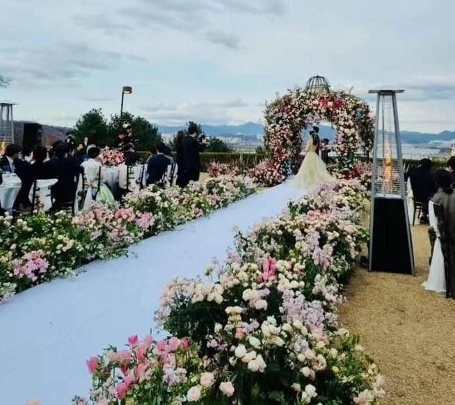 Hon le Hyun Bin va Son Ye Jin anh 6