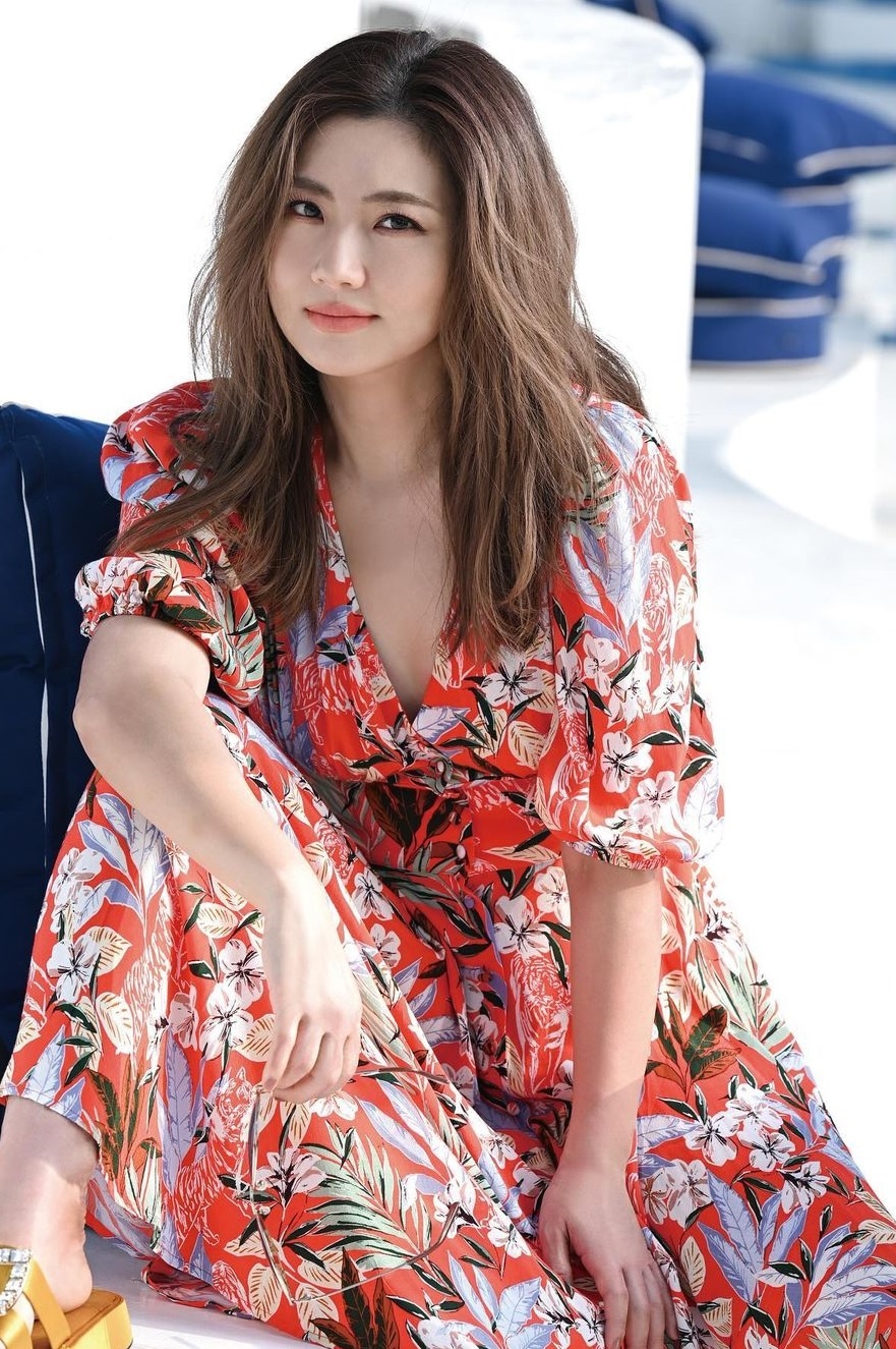 Selina sau tai nạn phim trường ảnh 1 Selina sau tai nan phim truong anh 1