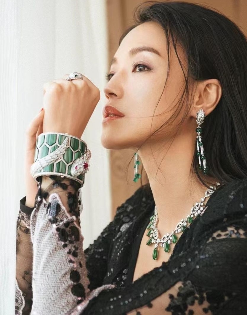 Thư Kỳ tuổi 46 ảnh 2 Thu Ky tuoi 46 anh 2