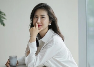 Cuoc song cua vo cuu chu tich Taobao sau on ao chong ngoai tinh hinh anh