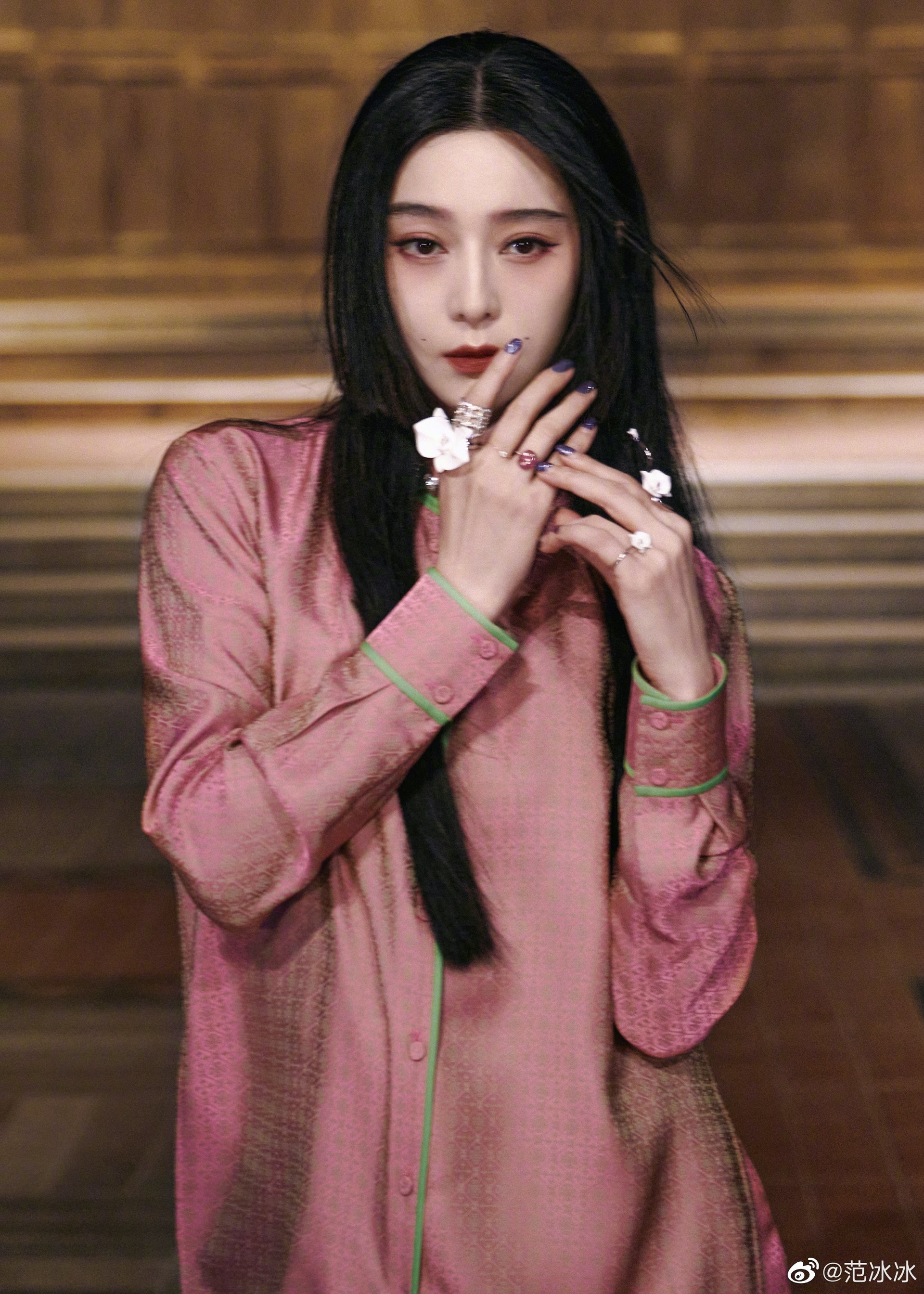 Nghe si co niu giu danh tieng sau be boi anh 3