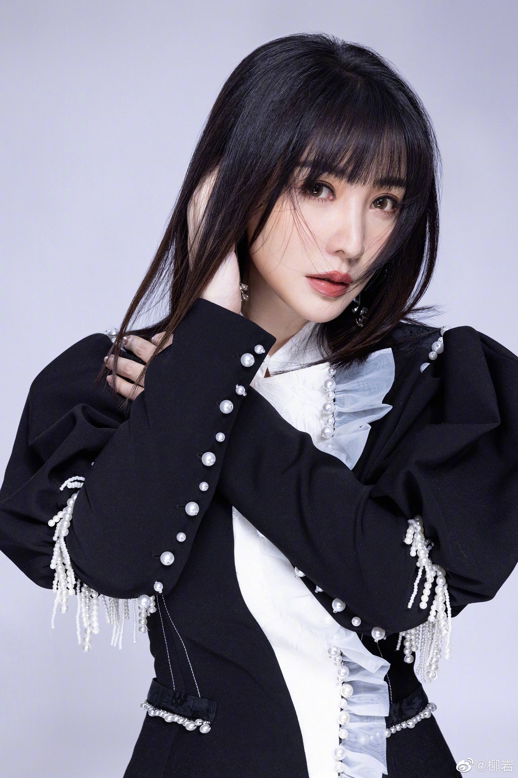 Sao Hoa ngu bi chen ep anh 4