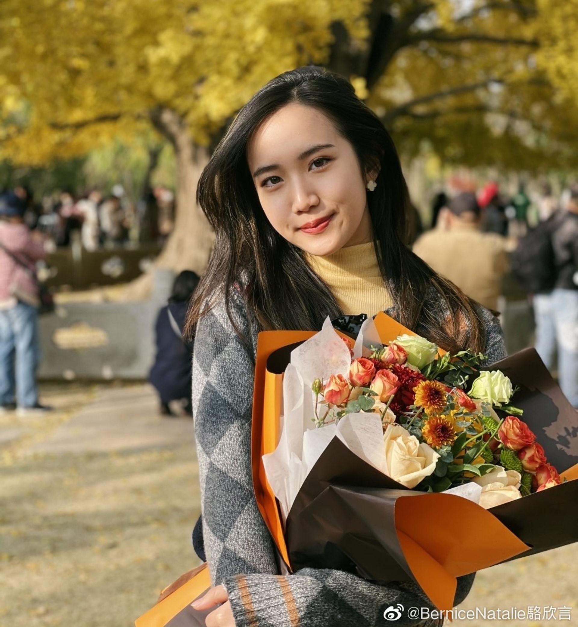 Con gai Lac Dat Hoa anh 3