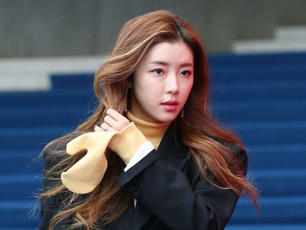 Park Han Byul sau khi chồng đi tù ảnh 4 Park Han Byul sau khi chong di tu anh 4