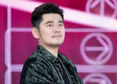 MC Tien Phong that nghiep sau be boi tinh duc hinh anh