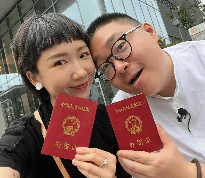 Hác Thiệu Văn kết hôn ảnh 1 Hac Thieu Van ket hon anh 1