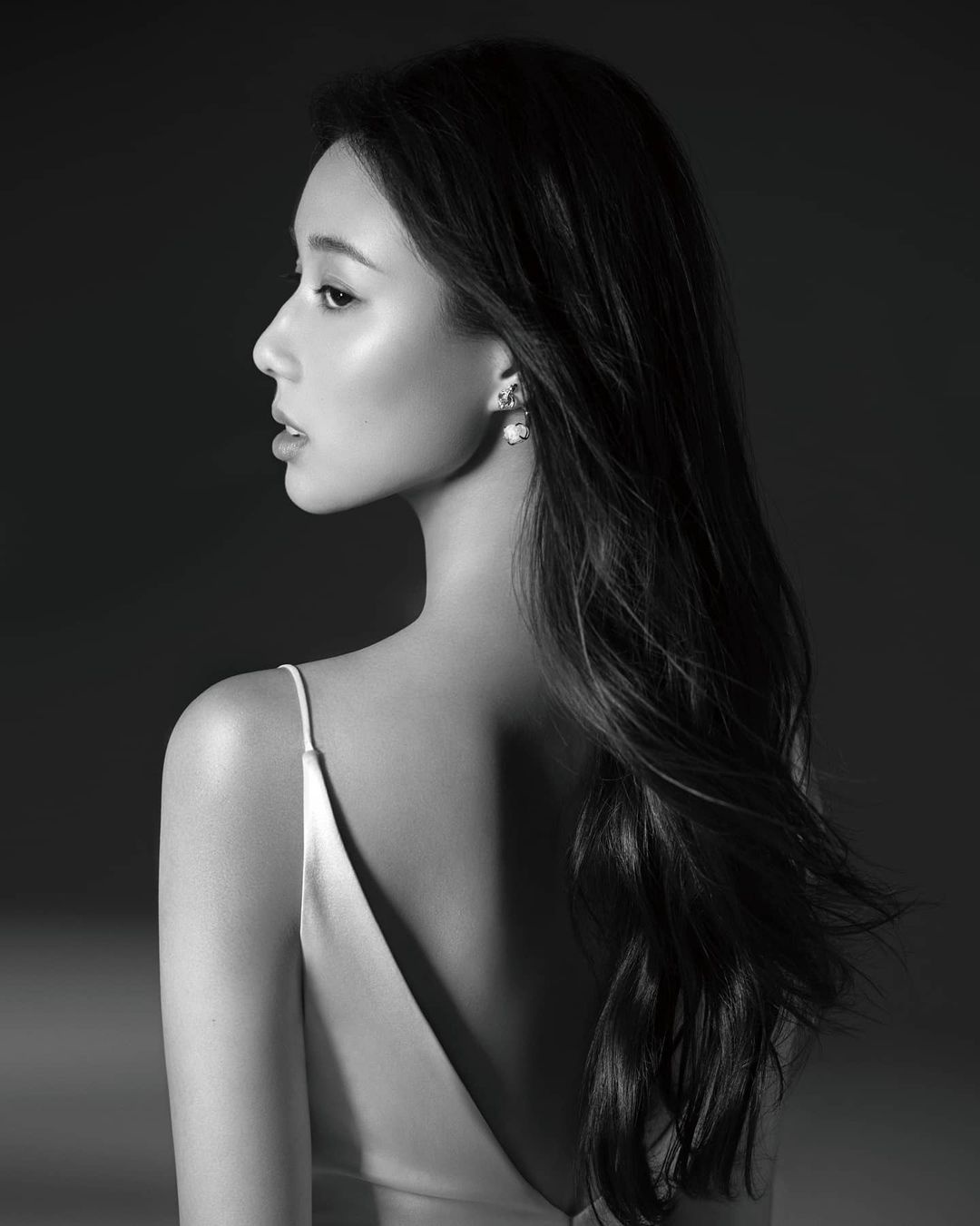 Con gái út tỷ phú Hà Hồng Sân ảnh 4 Con gai ut ty phu Ha Hong San anh 4